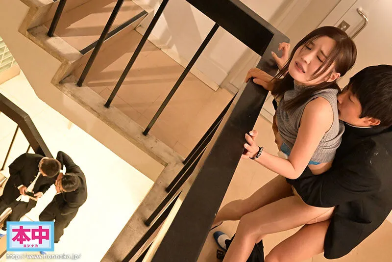 お願いここで中に出さないでぇ！魔が差して絶倫すぎる問題児生徒と付き合ってしまったばかりに…校内いつでもどこでも即ハメ！イッてるのをバレないように声我慢ピストンで何度も中出し 藤森里穂 サンプル画像 5