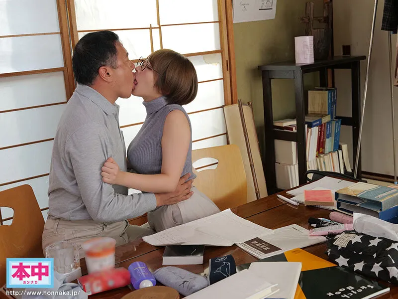 欲求不満の文系少女が孕ませ風俗店長の官能ベロキスに溺れてドロドロ汗だく肉欲まみれ中出し性交 宍戸里帆 サンプル画像 4