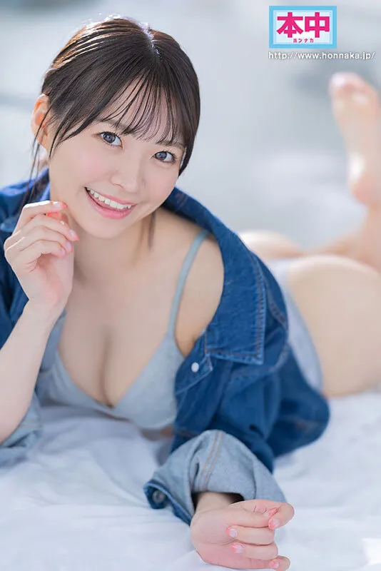 はにかみ笑顔かわいい美少女が完全主観であなたを見つめて中出し誘導！至高の【顔面特化】オナニーサポート 東條なつ サンプル画像 1