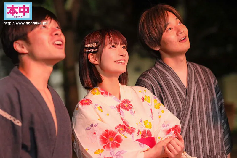 花火大会の夜、狂わせた突然の大雨 幼馴染のクラスメイトと駆け込んだラブホ相部屋雨宿り中出し 東條なつ サンプル画像 1