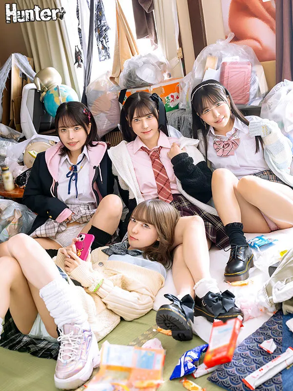 「おじさん！私たちと一緒なら寂しくないでしょ？」行き場のない家出少女たちがゴミ屋敷に侵入！そこで寂しく暮らすおじさんとヤリまくり共同生活！ サンプル画像 1