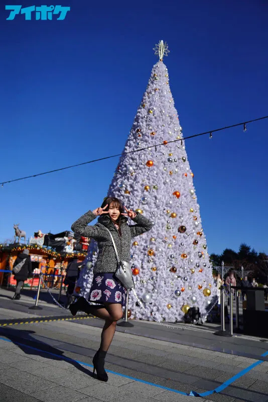 大好きだったけどフラれた元カノと偶然再会したら昔よりも圧倒的にかわいくなっててテンション爆上がったボクは ダメ元ラブホデート誘ったらまさかのOKで朝までノンストップ中出しSEXしまくった。 二葉エマ サンプル画像 1