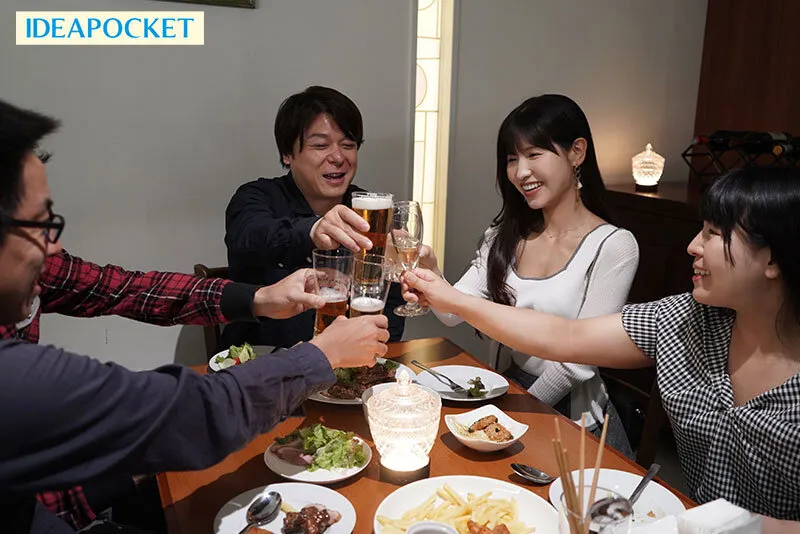 元彼と同窓会で再会した後、魔が差して久しぶりのキメセクをしてしまった私は不貞行為と知りつつも一生あの圧倒的快感から離れられなくなってしまいました… 桜空もも サンプル画像 1