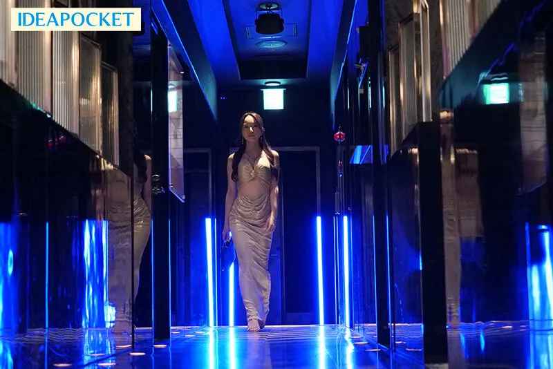 枕営業のSEXがあまりにもエロすぎると客の間で噂になり金持ちがこぞって高級シャンパンを入れた結果 入店3ヶ月で1億円プレーヤーになった銀座の現役新星キャバ嬢デビュー 紫月みやび サンプル画像 1