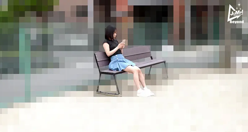 かどわかし。公園で見つけた純真無垢な子をだまくらかして連れ込んで華奢なカラダを弄くり回してもう二度と帰れなくしてやった。月乃あや サンプル画像 1