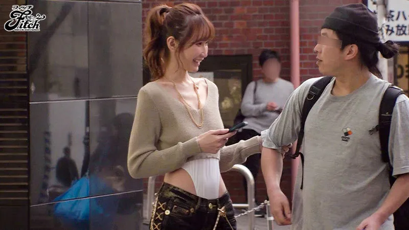 えっ？こんな場所で！？美ボディを露出する逆ナンパ痴女のM男くん狩り強●射精 天川そら サンプル画像 9