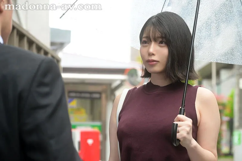 昔俺の事が好きだった地味な幼馴染が、色気漂う巨乳人妻に進化していたので、性欲が尽き果てるまで生ハメしまくった…。 九井スナオ サンプル画像 1