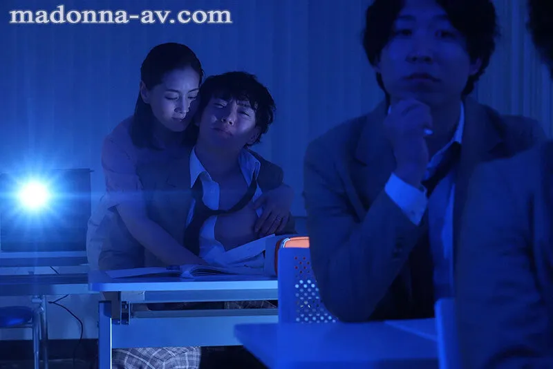 「振り向いたらダメ…先生、これから悪いコトするから…。」いじめられっ子を癒す、女教師・まりこの甘い接吻と誘惑。 古東まりこ サンプル画像 5