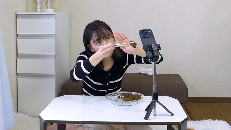 排泄系インフルエンサー・まゆみ 上原まゆみ サンプル画像 1