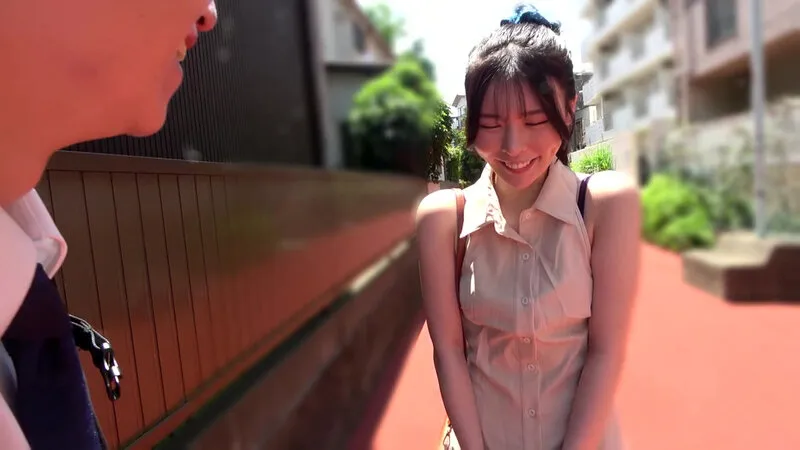 【4K】競泳水着NTR 黒髪巨乳な隣人美女のハイレグ姿にフル勃起 結婚しているにも関わらず濃厚SEXで何度もイカされちゃいました 黒島玲衣 サンプル画像 1