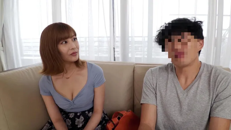 【4K】初体験は人妻と… 最高に羨ましい筆下ろし あゆみ 27歳 夏川あゆみ サンプル画像 3