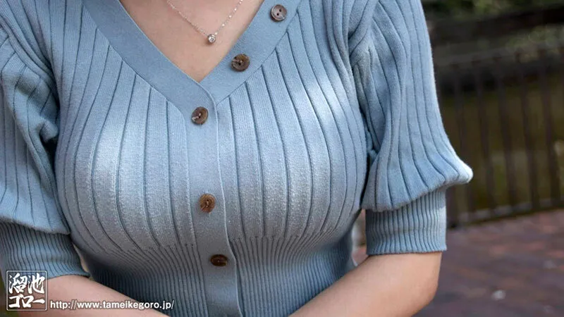 新人桜井れあ（31歳）隠す程にキワ立つ、人妻のGカップ。 サンプル画像 2