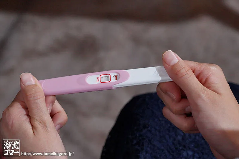 「やめてっ孕んじゃう…！」夫が海外出張中の20日間、夫の部下に毎日中出しされています。 潤うるる サンプル画像 12