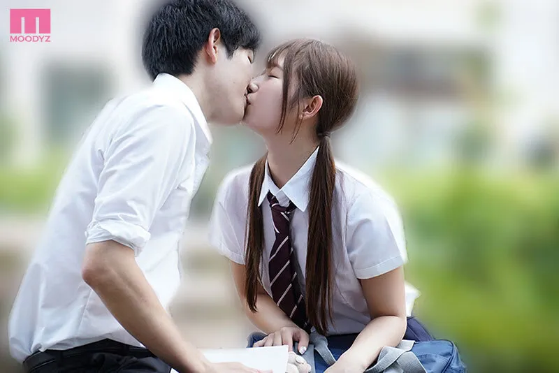 元カノ相部屋同窓会 5年ぶりに再会した元カノ2人と飲んだらお酒に酔って昔の恋話が再燃！終電で帰してくれず相部屋ラブホで朝まで奪い合い中出し 逢沢みゆ 北岡果林 サンプル画像 6