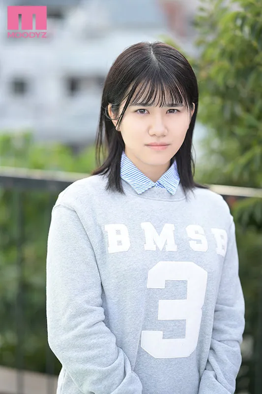 新人 脱・地味っ娘 物静かで素朴な経験人数1人の少女が奇跡の大激変！ 綺麗にメイクして可愛い洋服を着てM男くんとドキドキ初体験デートAVデビュー！！ 白井冬花 サンプル画像 1