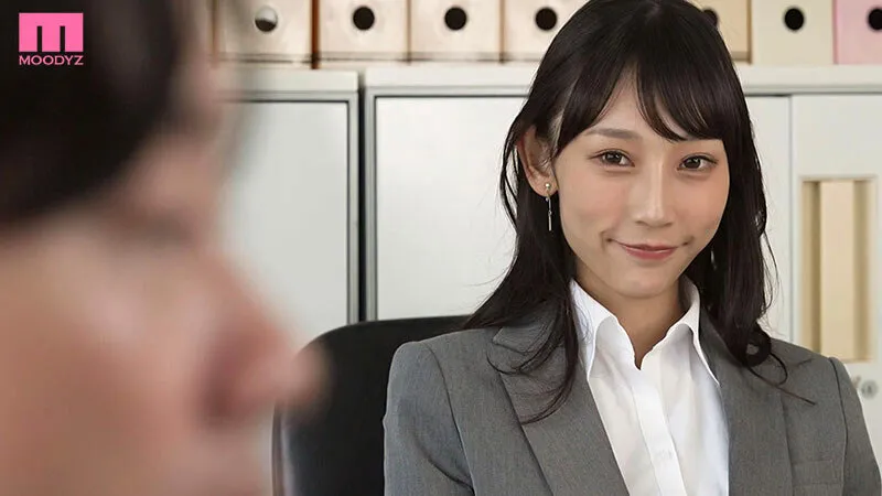 ささやき淫語と高速乳首責めでボクを射畜化トレーニングする腹筋バリキレ女上司 白浜果歩 サンプル画像 10