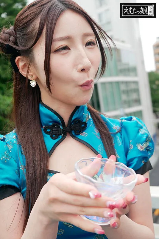 笑顔で喉越し感じたい。汁男優26人だしたて濃厚ザーメン啜り散らす。異常食ザー吸い込み娘 Nia サンプル画像 10