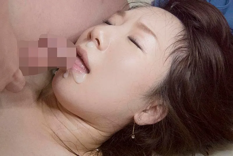 勝手に顔出し解禁 2nd BEST！！ マジックミラー便 総勢50人！！皆様の熱い要望にお応えして素人美女の顔モザイクを外しました！待望の素顔と恥じらい路上SEXを大公開！超激レアな秘蔵お宝映像2枚組10時間 サンプル画像 10