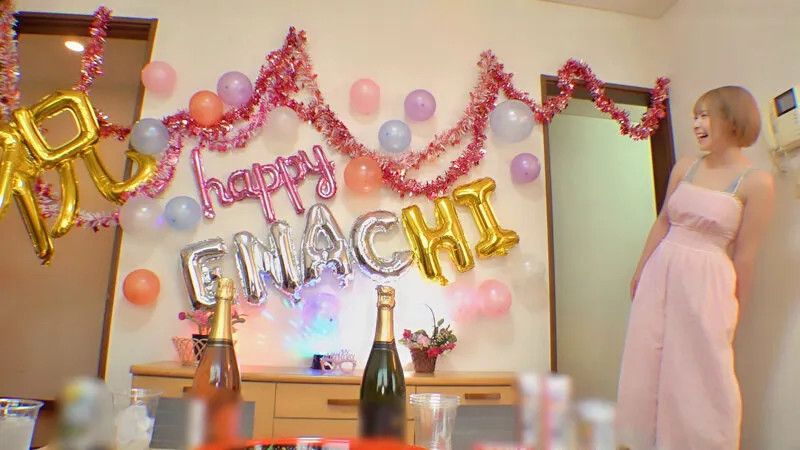 撮影後、カメラが止まった後の沙月恵奈がエロ過ぎて男優との打ち上げ乱パをコソっと収録。許可を得て発売！ サンプル画像 2