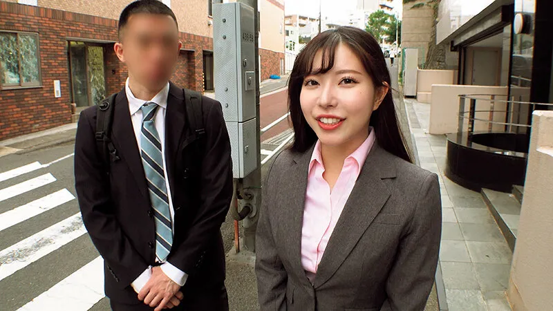 男女の友情は性欲に負ける 女上司 既婚と部下が全身ぬるべちょオイルエステ素股体験 人妻上司とのエチエチオイルマッサージ 意識し合う男女 びちょぬるマ〇コ＆勃起チ〇ポをグチュグチュ擦り合わせる男女はスケベ本能の剥き出しでヌルっとNTR挿入してしまうのか サンプル画像 16