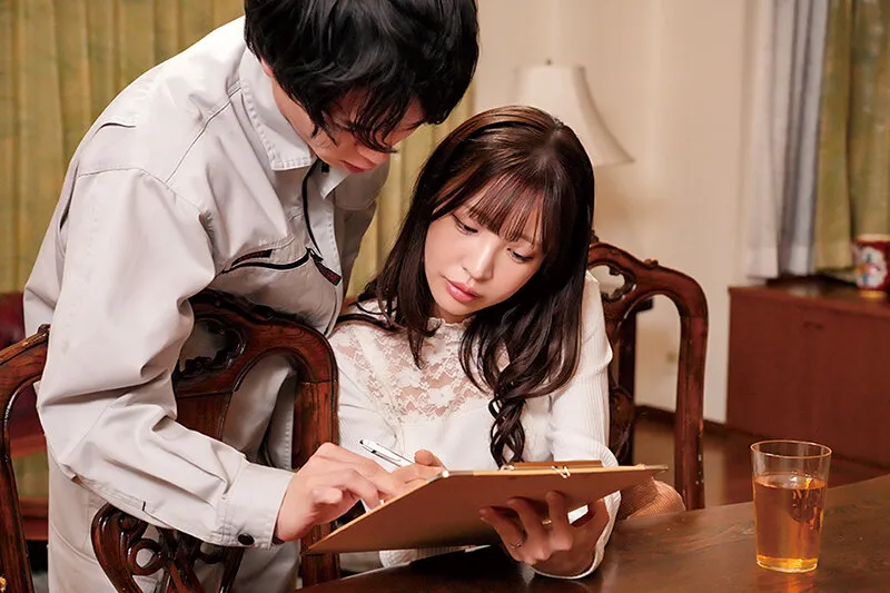 おなきんの妻 うずく子宮に貞操帯をハメられ 禁欲の末 待ちにまった挿入で貞淑な妻が変態になってしまいました…。 小那海あや サンプル画像 2