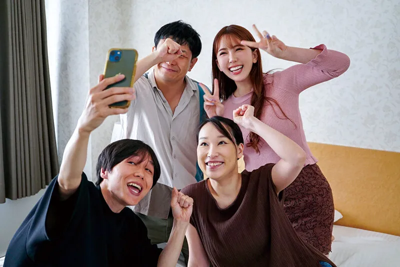 免許合宿に参加してしまった世間知らずな人妻 他県の若者達のビンビンなズル剥け巨根でねとられて… 波多野結衣 サンプル画像 3