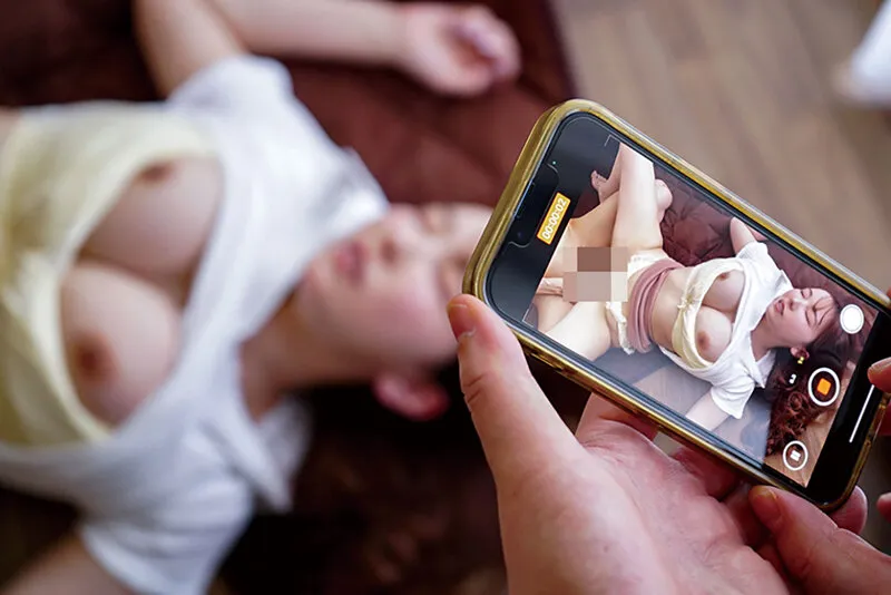 免許合宿に参加してしまった世間知らずな人妻 他県の若者達のビンビンなズル剥け巨根でねとられて… 波多野結衣 サンプル画像 9