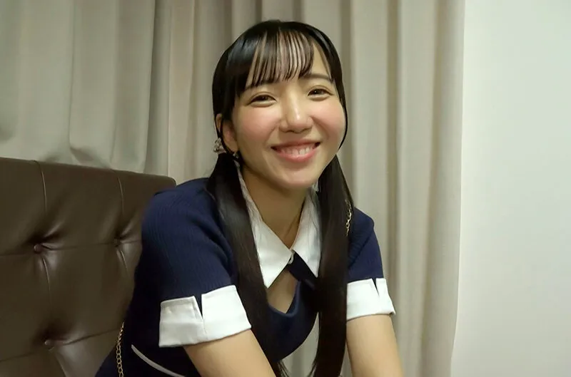 中出し部屋呑みドキュメント 人気急上昇中のナチュラル美少女 美咲音 サンプル画像 1