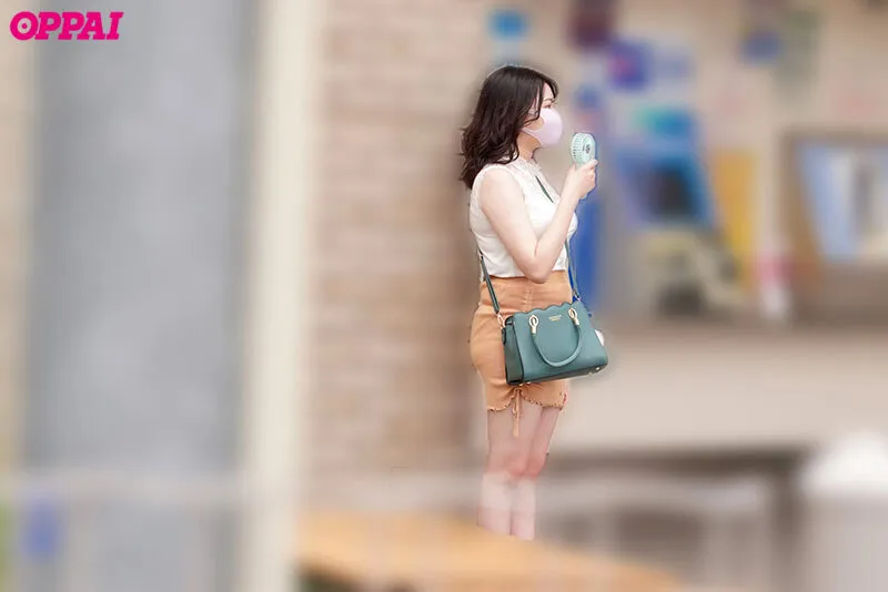 巨乳女子つきまとい誘● 媚薬ガスマスク調教キメセク輪● 自宅侵入、日常盗撮、ガス吸引昏●レ×プ…卑劣な悪行映像 サンプル画像 1