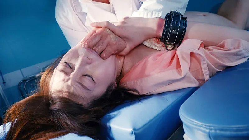 レ●プ病棟 深夜に行われる性処理で彼女たちの喉・肉穴・尊厳が犯●れる サンプル画像 11