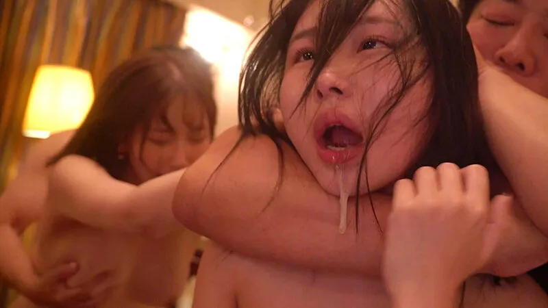 今からこの大家族全員レ●プします ●区白金● サンプル画像 19