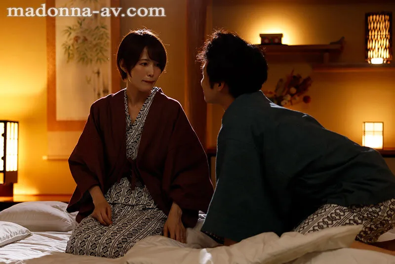 10年間、想いを寄せた母に注ぐ抜かずの追撃中出し16連発相姦。 星冬香 サンプル画像 2