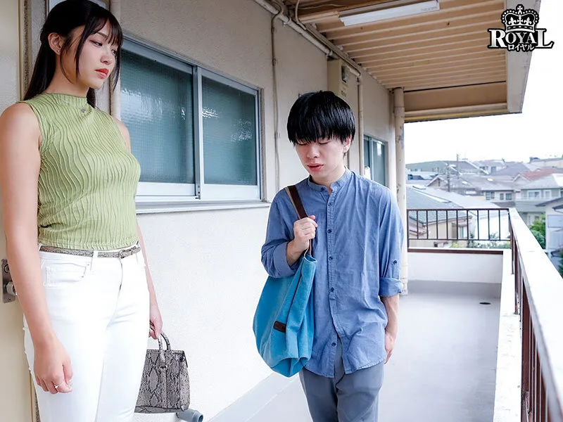 隣の高身長美女に踏まれて堕ちた僕。足先で支配されるたび、射精が止まらない。 木下ひまり サンプル画像 8