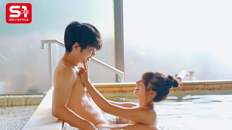 彼女、彼女の妹との温泉旅行で妹の方が二人きりになるたびに甘え密着ボディタッチからのおねだりキッス、 たまらず勃起するとジュボジュボしゃぶり始め暴発寸前チ●ポを色んな体位でハメてきて意のままに大量射精しちゃう恥ずかしい僕。 川越にこ サンプル画像 2