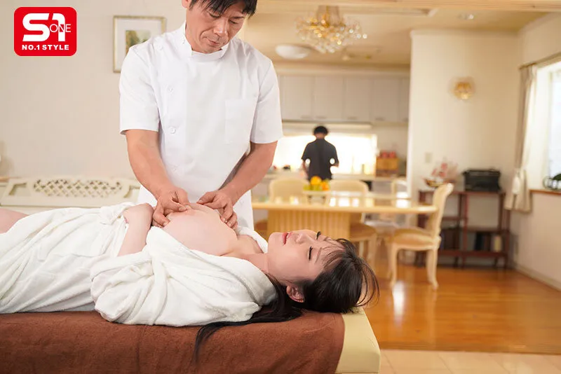 平日午後3時。私は「妻」を脱ぎ捨てた。際どいマッサージは不倫になりますか？ みなみ羽琉 サンプル画像 11