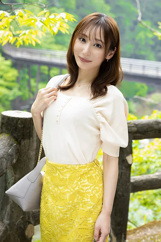 いつでもどこでも人妻オナホ したがり温泉旅行 足立友梨 サンプル画像 2