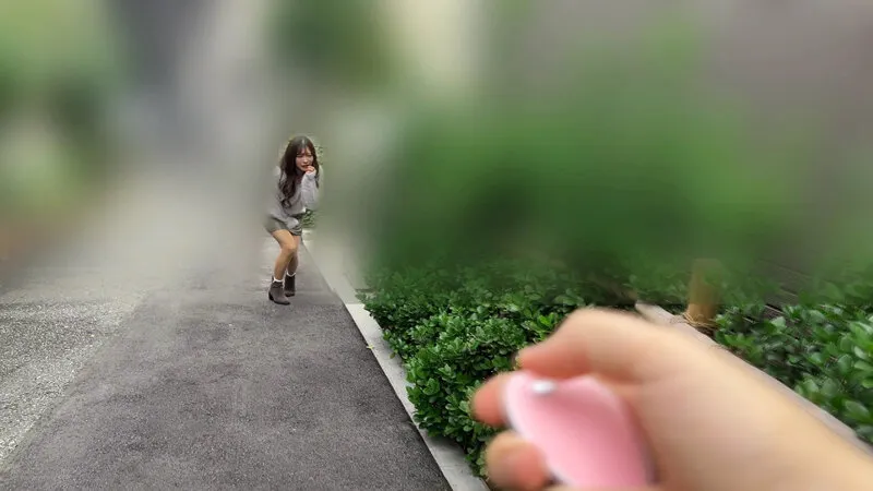 リモバイ発動中にベロキス発情したあやさんは潮吹きして中出しして痙攣中 野外デートでリモバイ接吻しまくったらガクブル中出しSEX 小那海あや サンプル画像 2