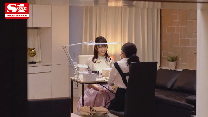 「えっ！ここでするんですか？」 河北彩花に一ヶ月密着して隙あらばいきなり即ズボッ！ 前代未聞ドッキリAV大作戦 サンプル画像 7