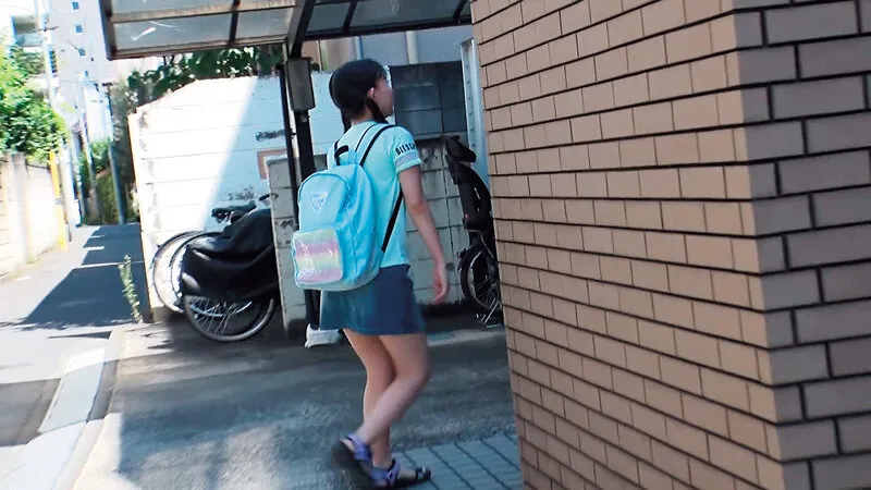 偶然声を掛けた女の子が可愛くて…尾行わいせつ・拉致強●精飲・昏●姦 三つ編みパイパン少●ひなのちゃん146cm 南日菜乃 サンプル画像 1