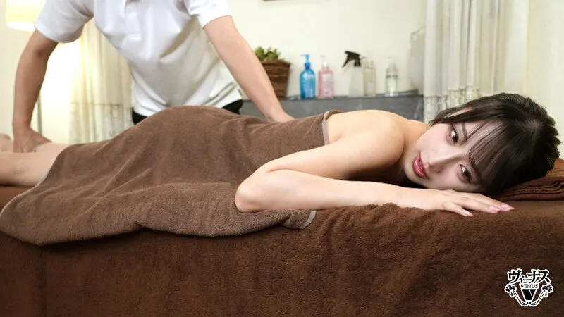 清純そうな人妻が催淫オイルで興奮パニック欲情マックス…卑劣店員の肉棒で羞恥心をぶった斬られいいなりセックス 小野坂ゆいか サンプル画像 3