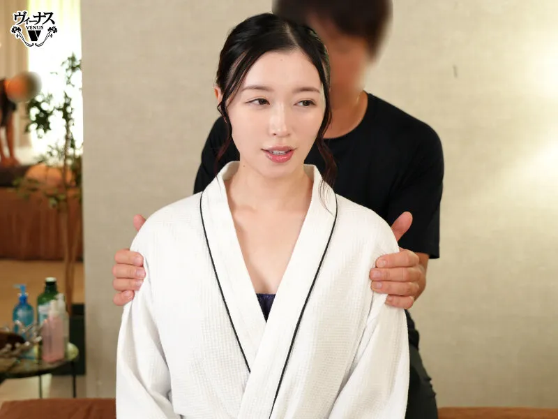 清純そうな人妻が催淫オイルで興奮パニック欲情マックス…卑劣店員の肉棒で羞恥心をぶった斬られいいなりセックス 流川はる香 サンプル画像 3